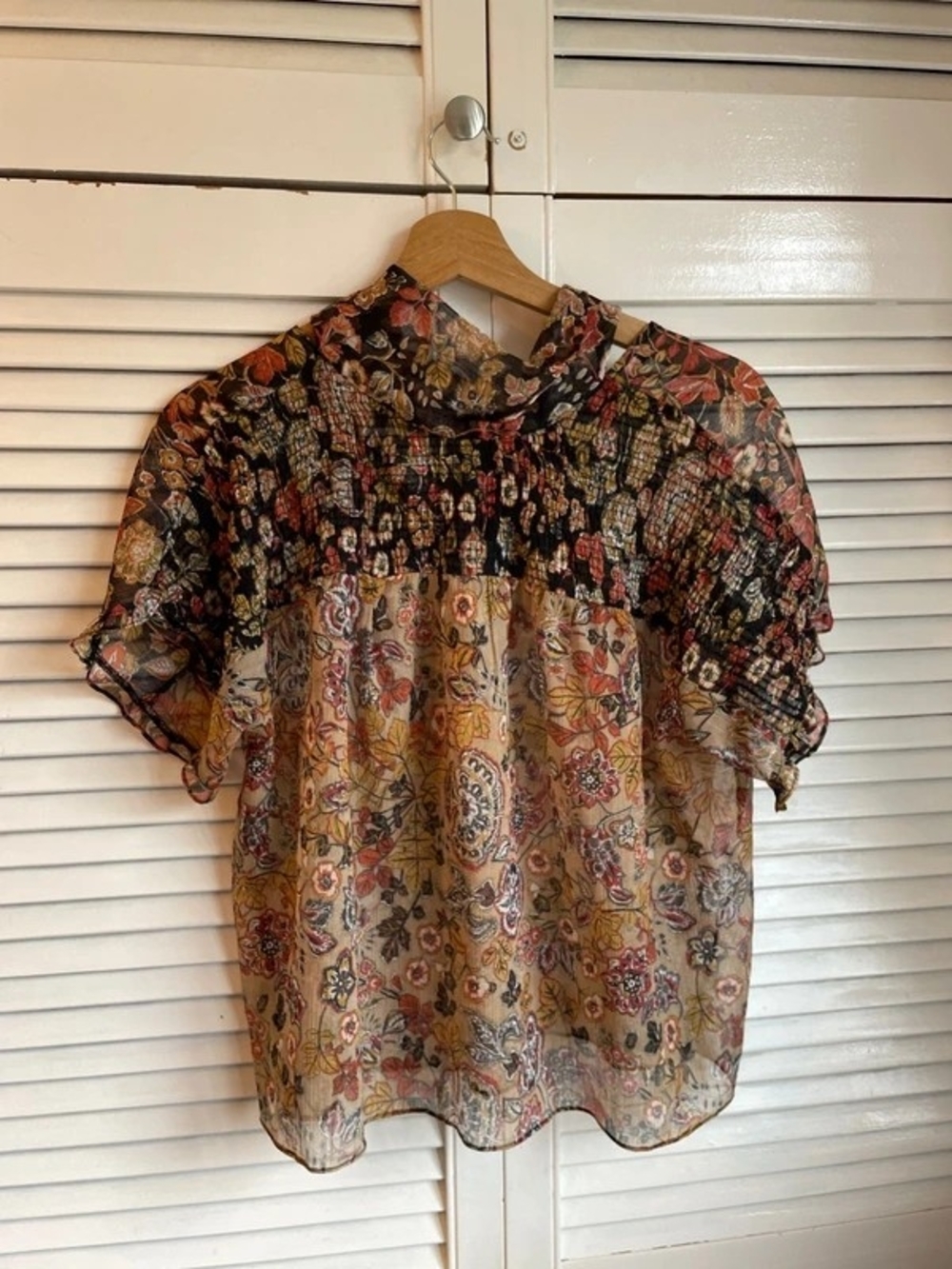 Zara Multicolor Floral Paisley Smocked Short Sleeve Blouse